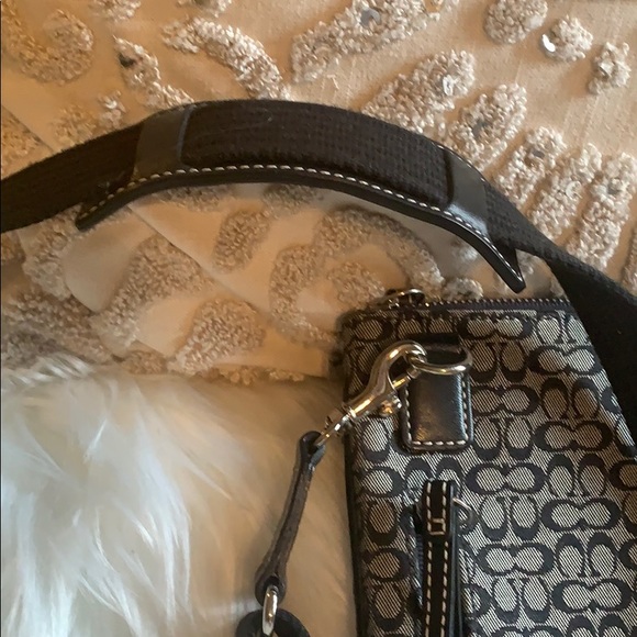 Coach Crossbody - Picture 5 of 9